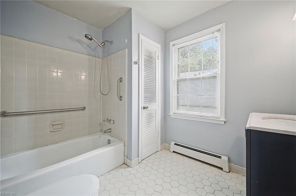 5417 Rolfe Ave Property Photo 24
