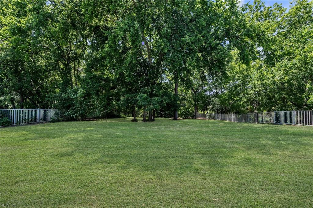 116 Colonial Way Property Photo 41