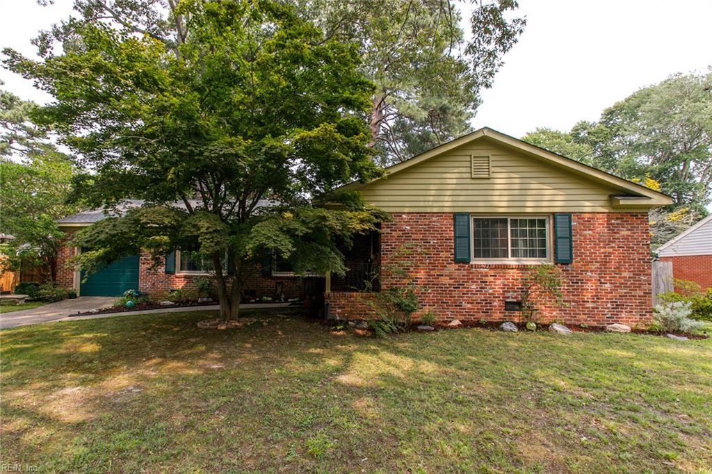 5 Barbour DR Property Photo 1