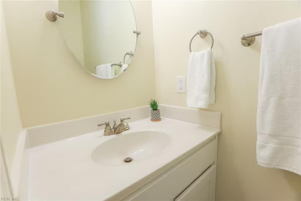 413 22nd St Property Photo 31