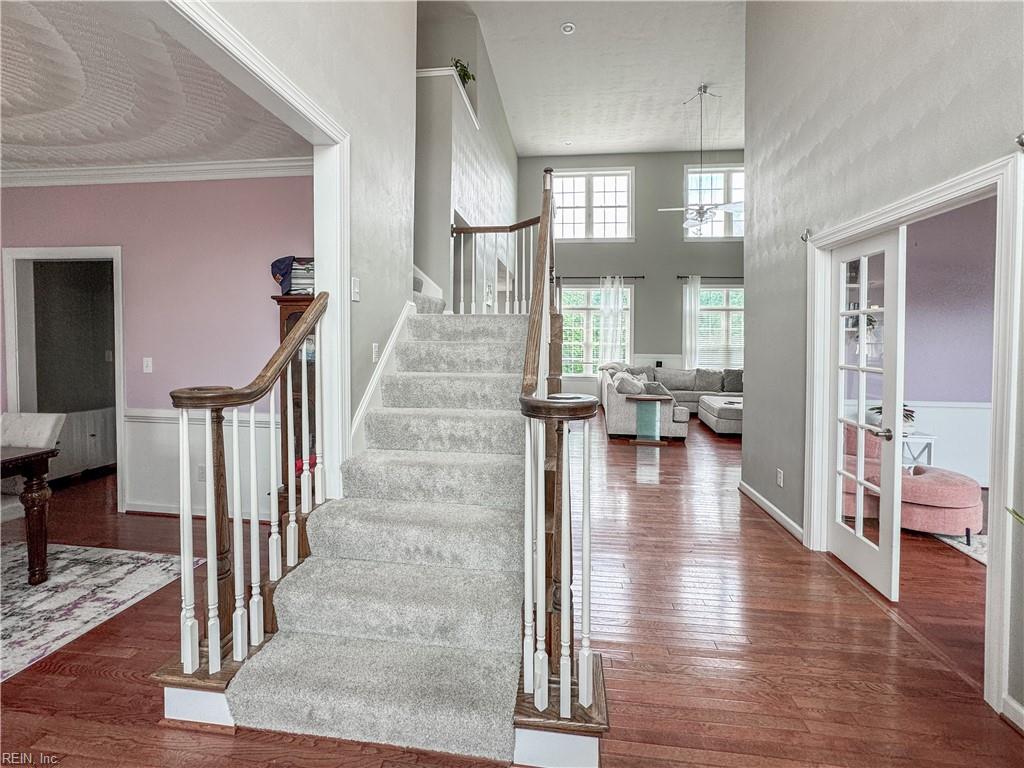 208 Leicester Ct Property Photo 4