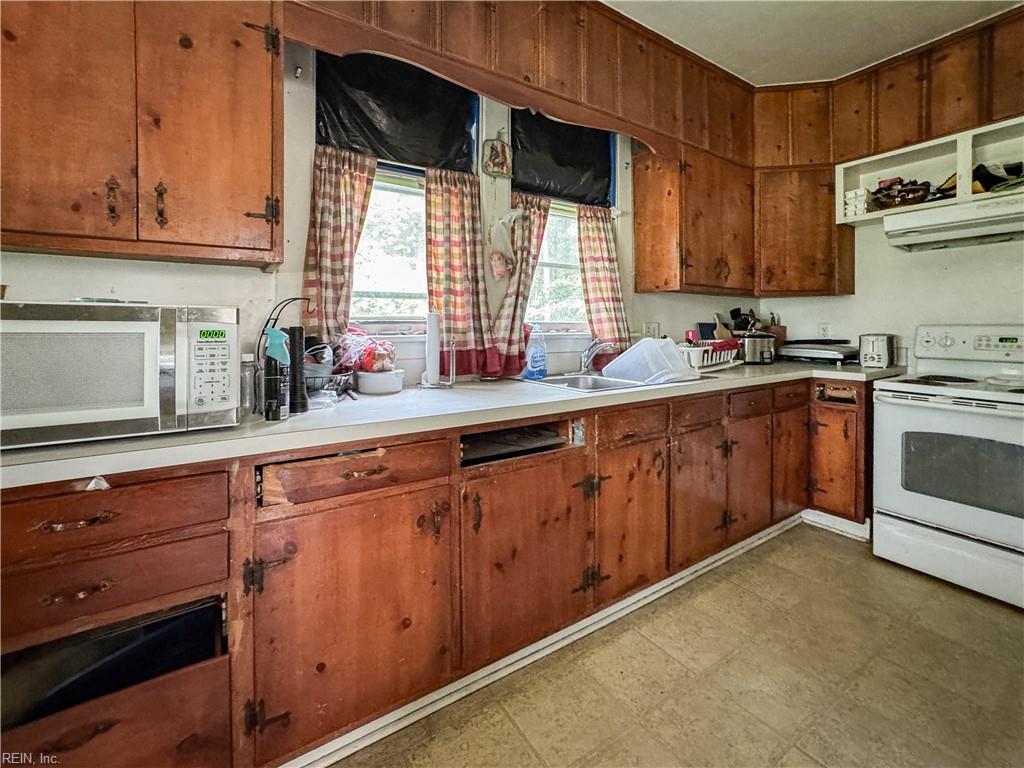 772 Shell Rd Property Photo 10