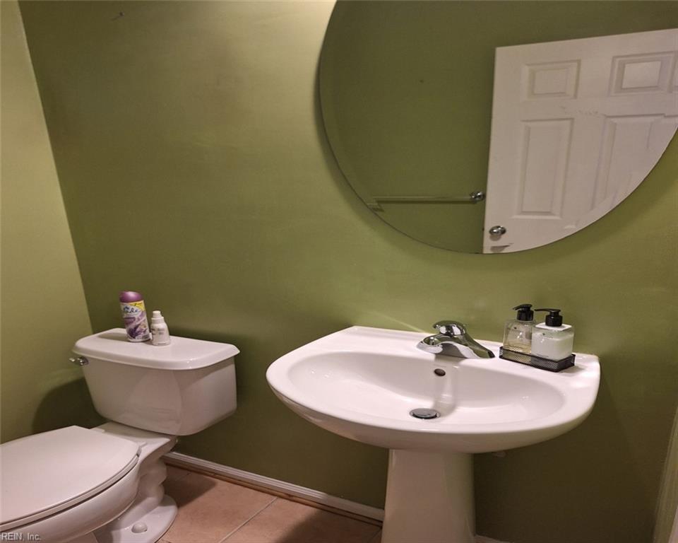 1005 Christiana Cir Property Photo 5