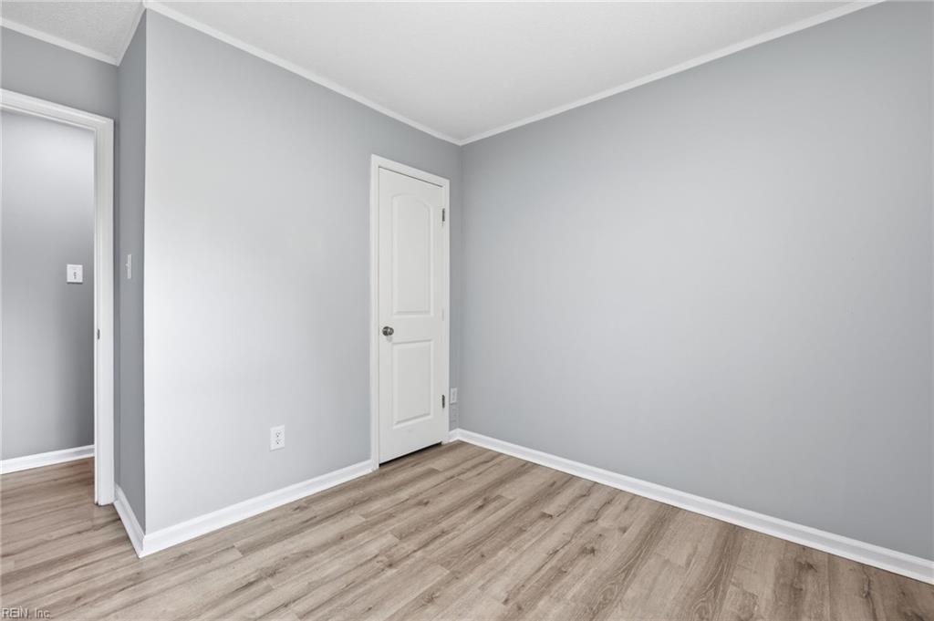 6020 Edgelake Dr Property Photo 18