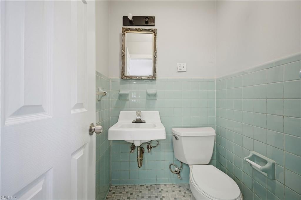 913 Jackson Dr Property Photo 23