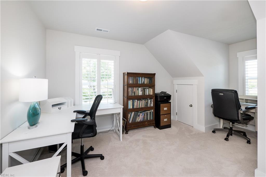 412 27th St Property Photo 17