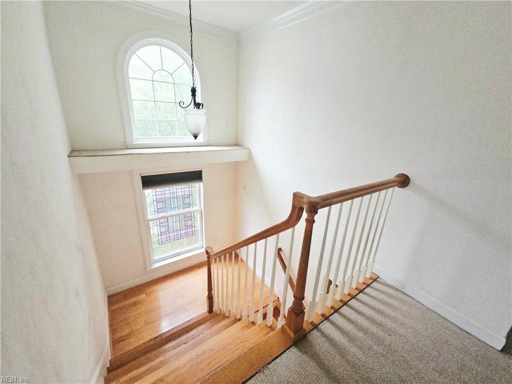 806 Falls Creek Dr Property Photo 39