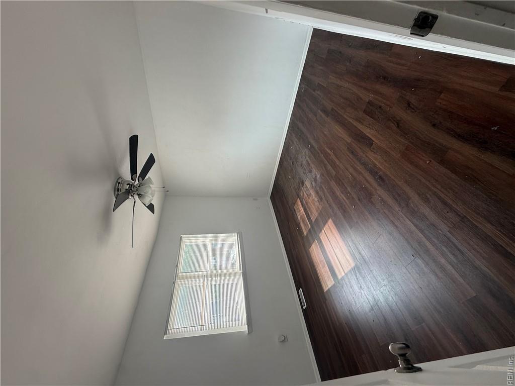 715 Arthur Ave Property Photo 11