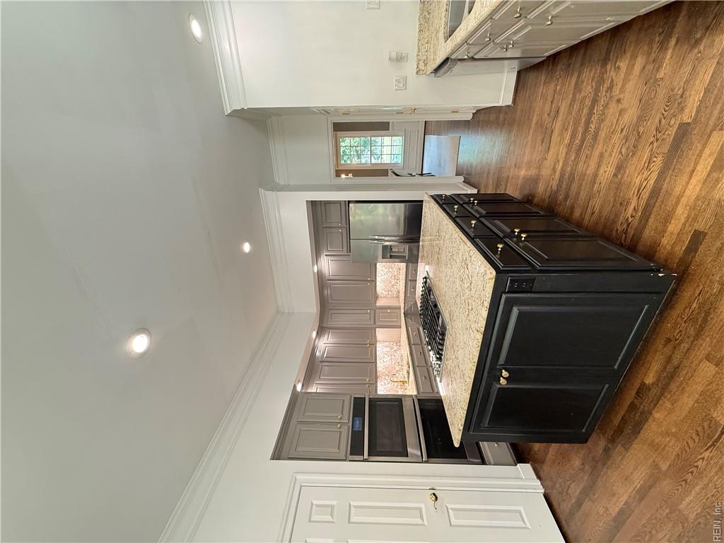2940 Nathaniel's Rn Property Photo 6