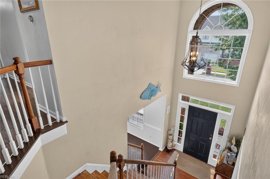 1032 Windward Ln Property Photo 15