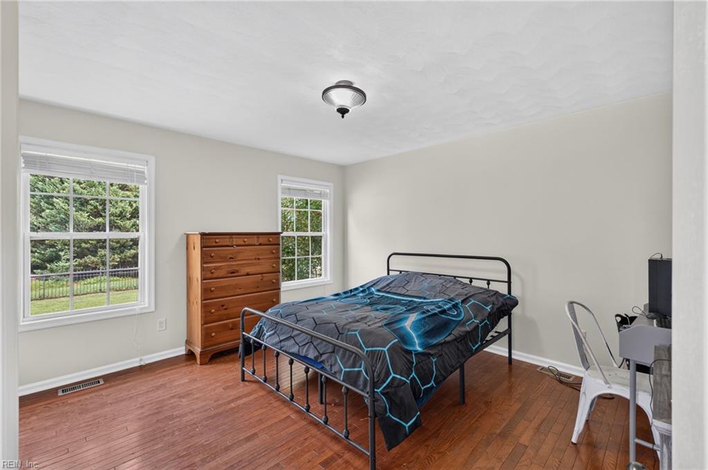 1032 Windward Ln Property Photo 25