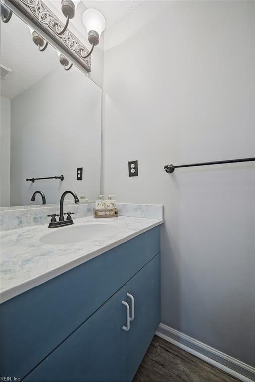3832 Lasalle Dr Property Photo 18