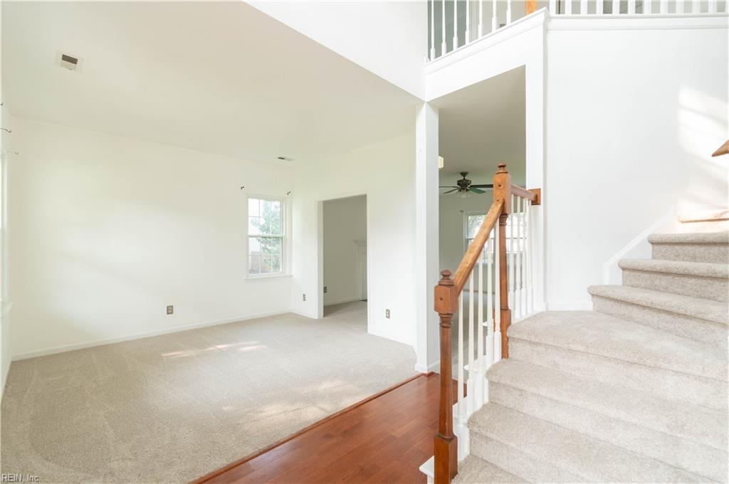 6406 Crosswinds Ct Property Photo 6