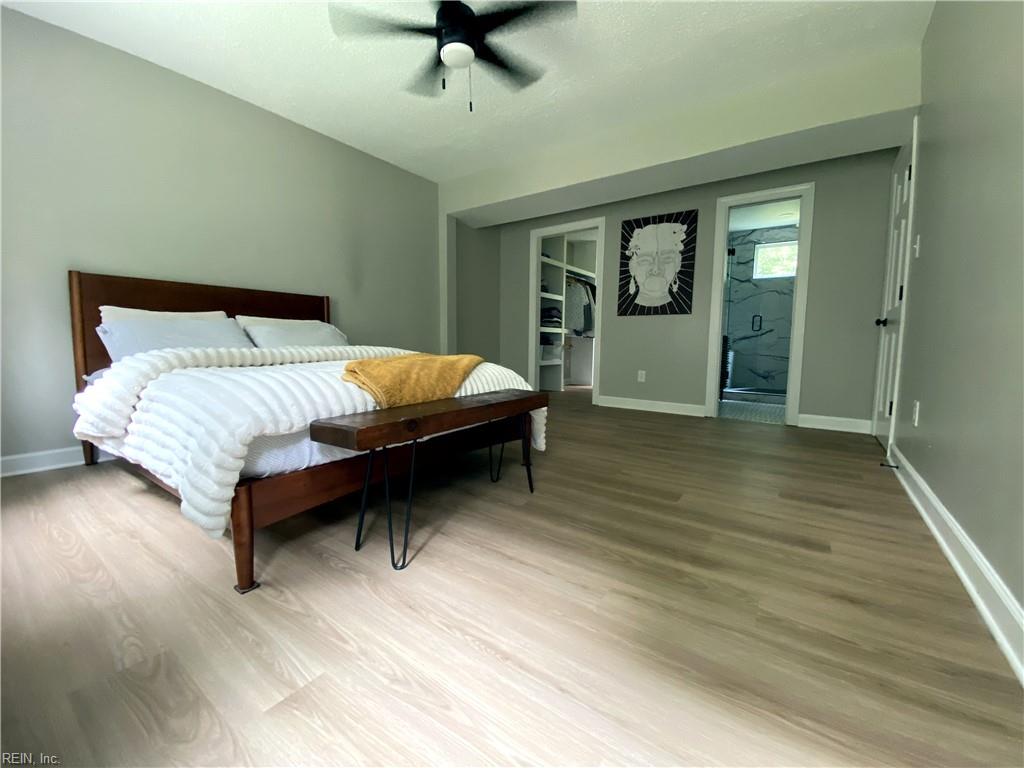 7615 Gloucester Village Dr Property Photo 11
