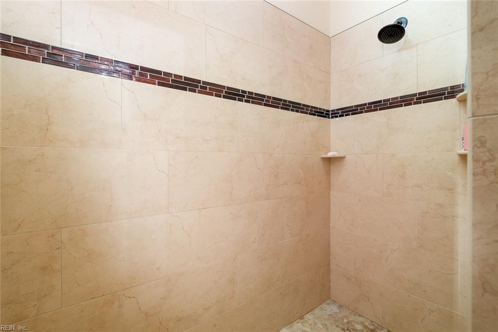 403 55th St Property Photo 23