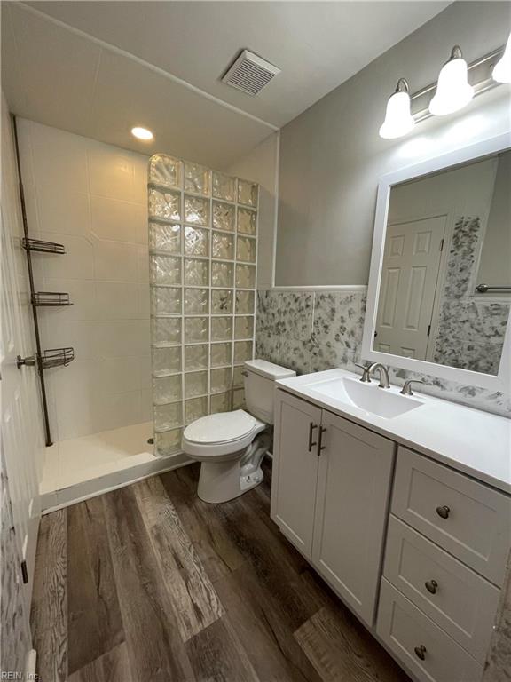 1024 Lands End Way Property Photo 11