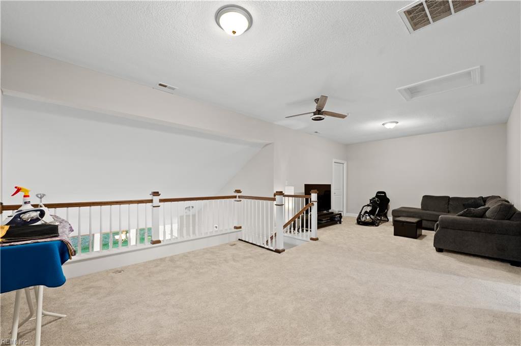 133 Creekfront Ln Property Photo 22