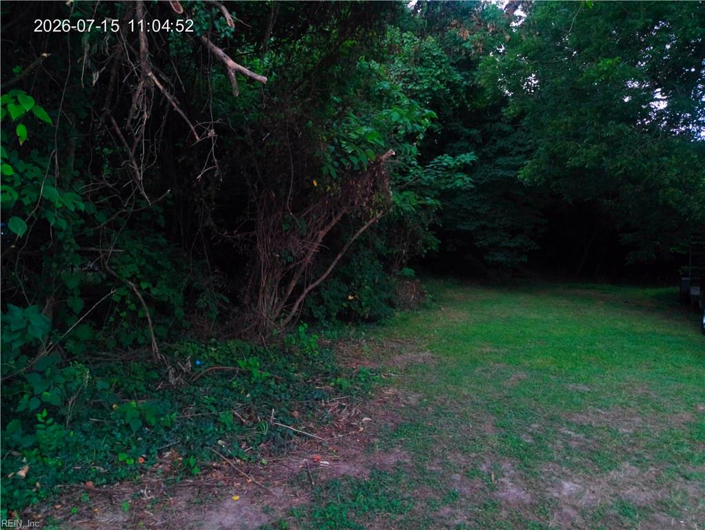 916 Quash St Property Photo 2