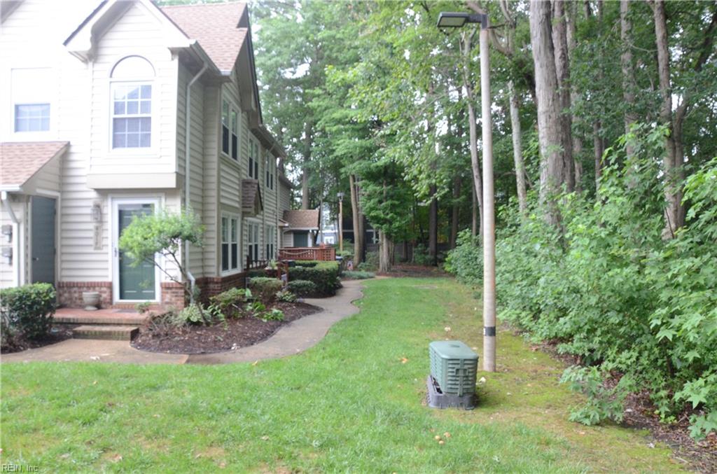 401 Bracknell Arch. Arch Property Photo 2