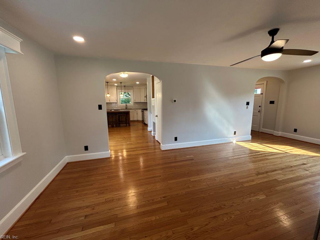 301 Grayson St Property Photo 27
