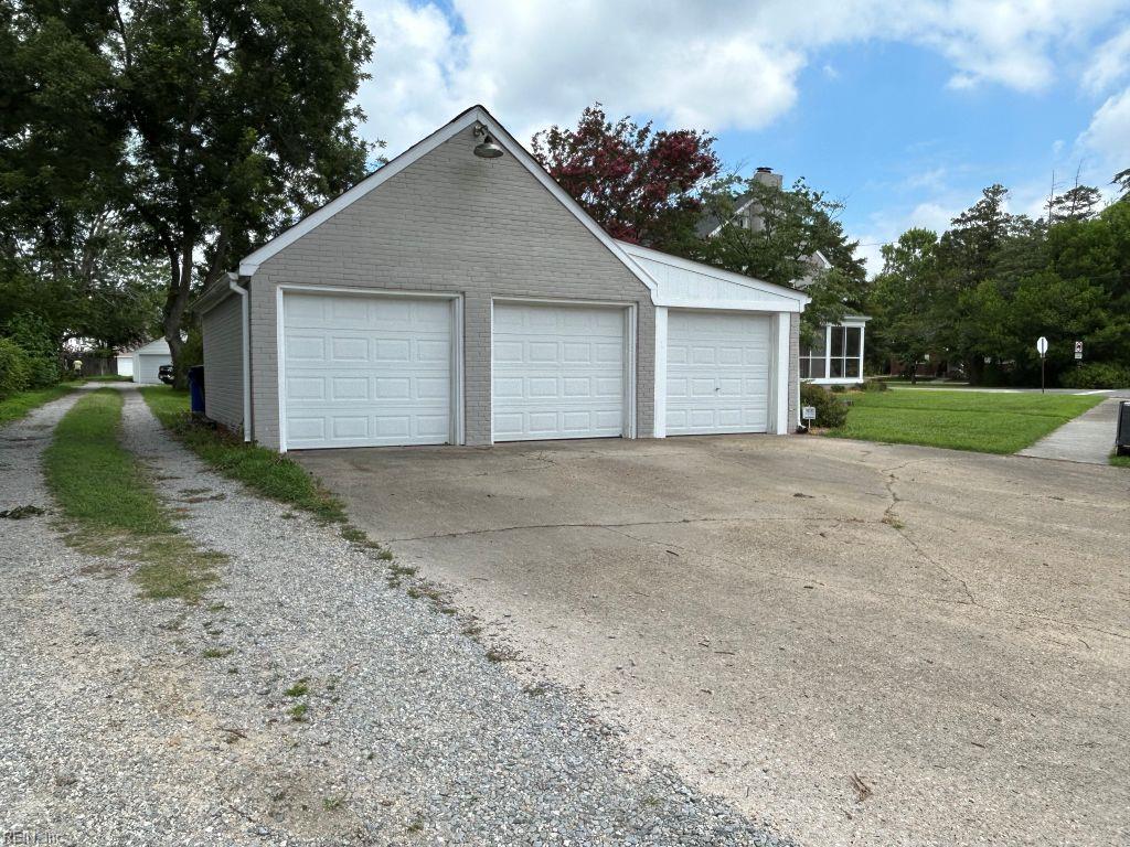 301 Grayson St Property Photo 45