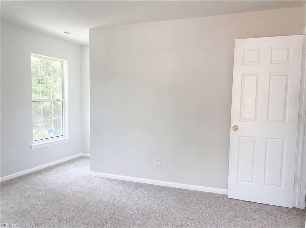 625 E Princess Anne Rd Property Photo 15
