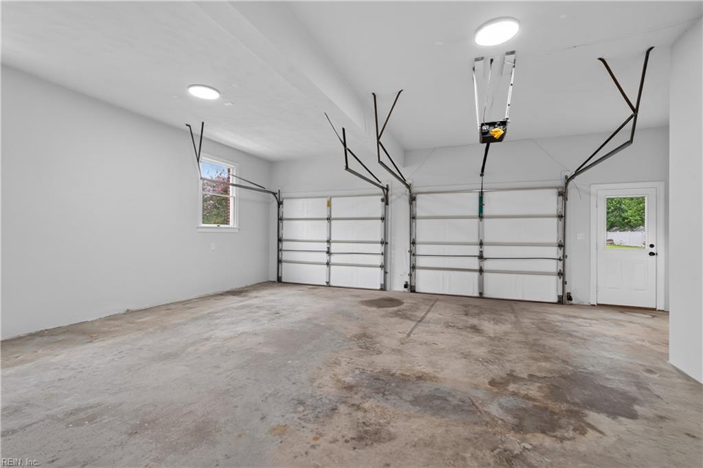 4516 Exeter Dr Property Photo 42