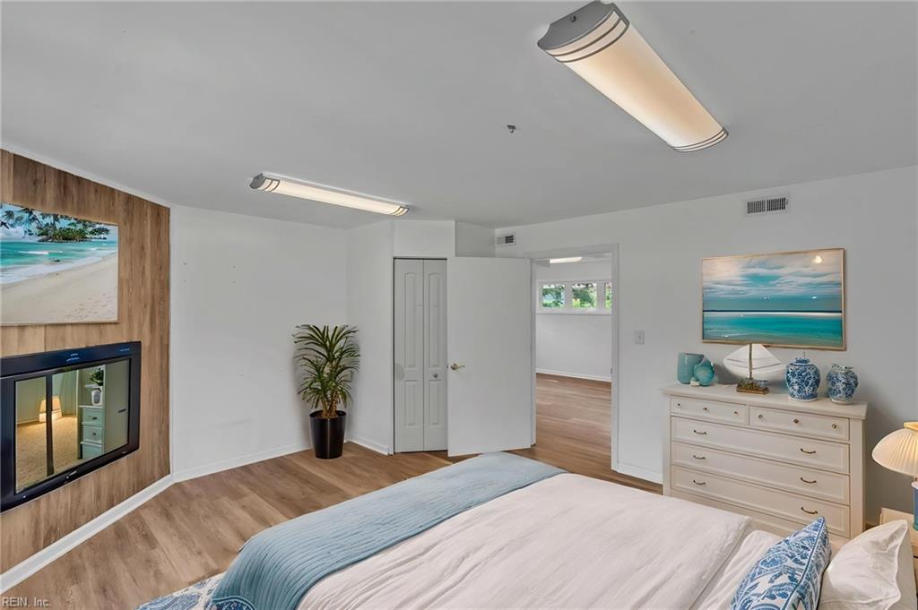 6 Downing Pl Property Photo 12