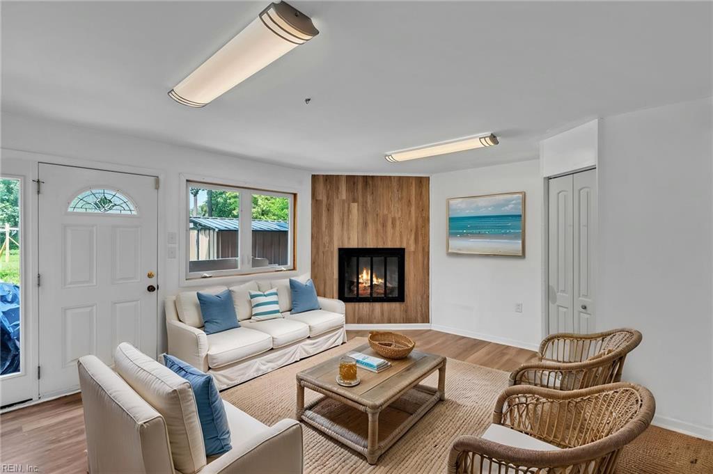 6 Downing Pl Property Photo 14