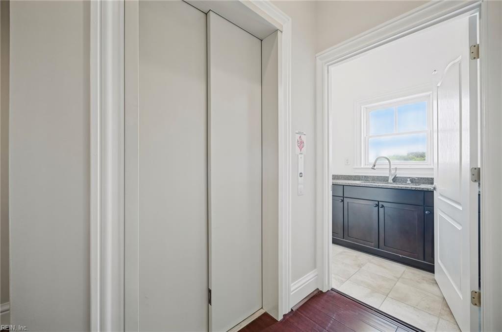 632 W Ocean View Ave Property Photo 43