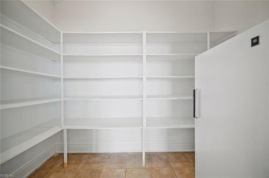 632 W Ocean View Ave Property Photo 45