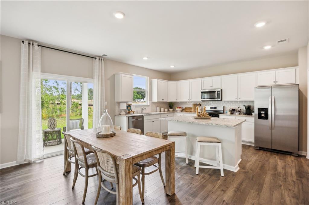 105 Gallop Way Property Photo 8