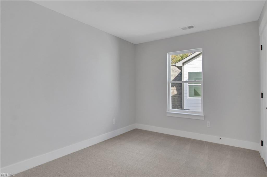 1422 Wharf Hill Dr Property Photo 27