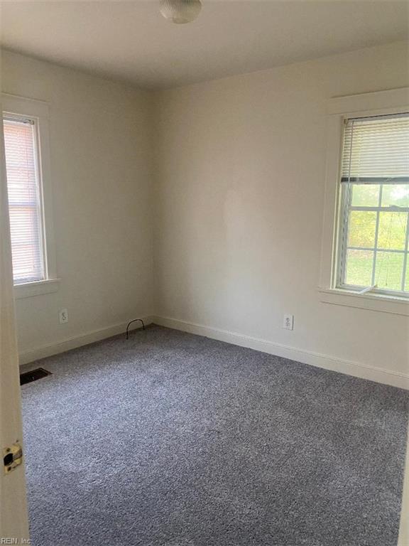 1203 Weiss St Property Photo 5