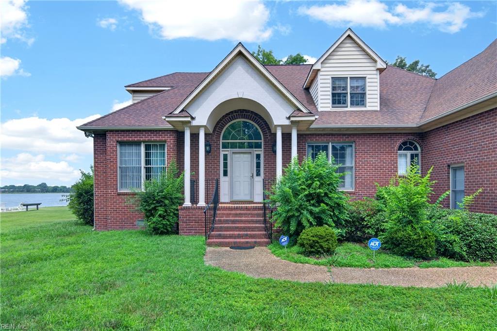 19 Hampshire Dr Property Photo 4