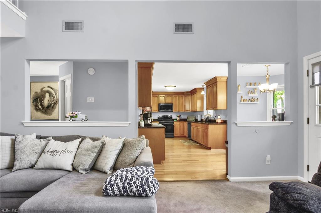 807 Marquette Ct Property Photo 19