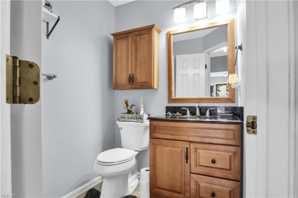 807 Marquette Ct Property Photo 21