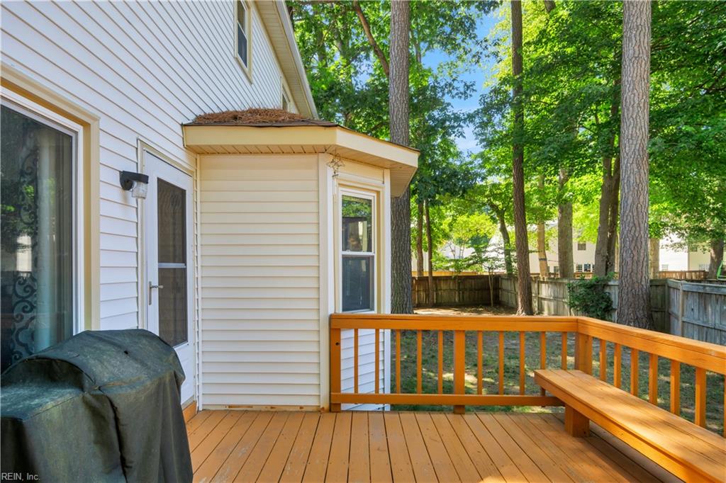 807 Marquette Ct Property Photo 32