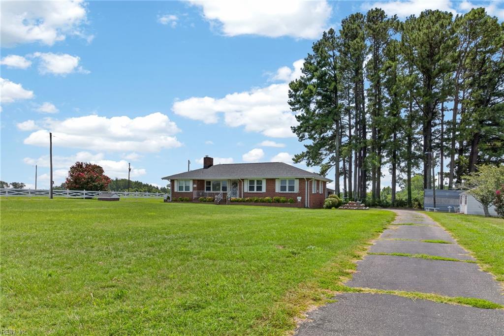 8497 Gates Rd Property Photo 3