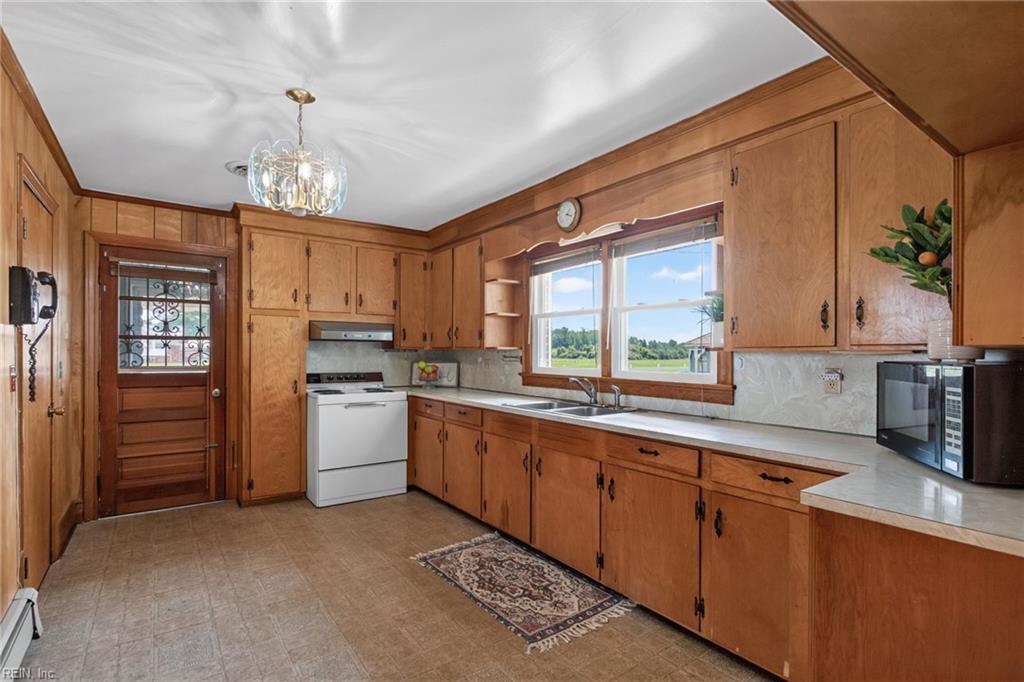 8497 Gates Rd Property Photo 10