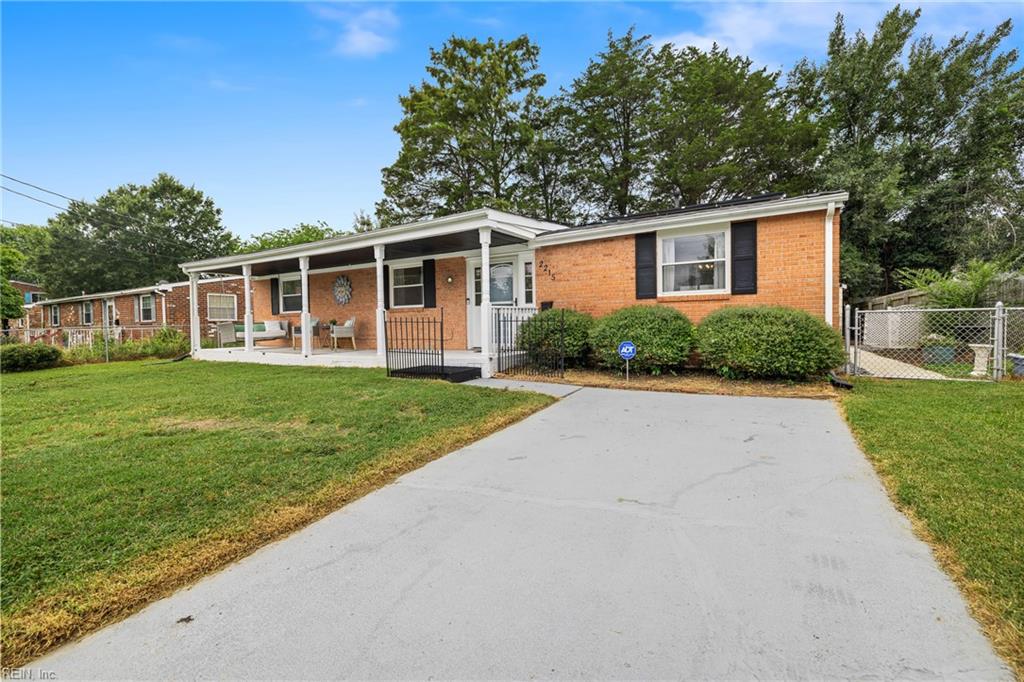 2215 Rawood Dr Property Photo 19