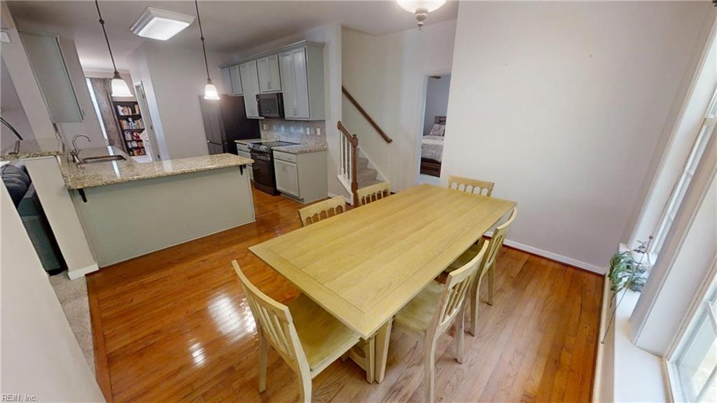 607 Queensbury Ln Property Photo 25