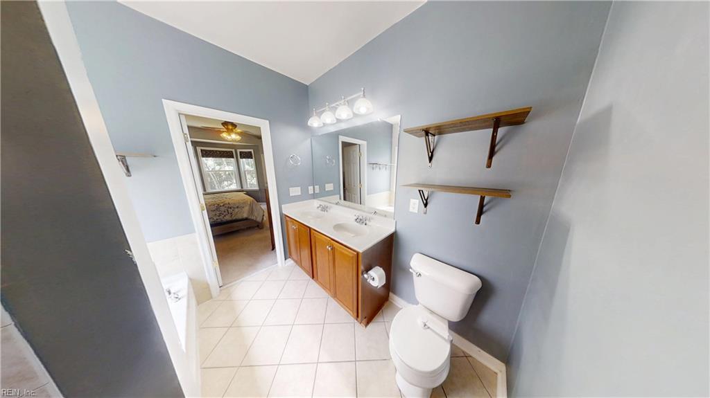 607 Queensbury Ln Property Photo 31