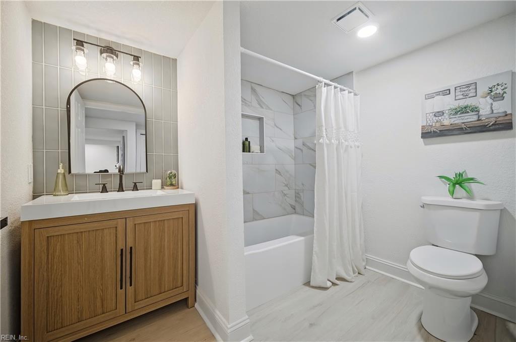 6803 Pierce St Property Photo 14