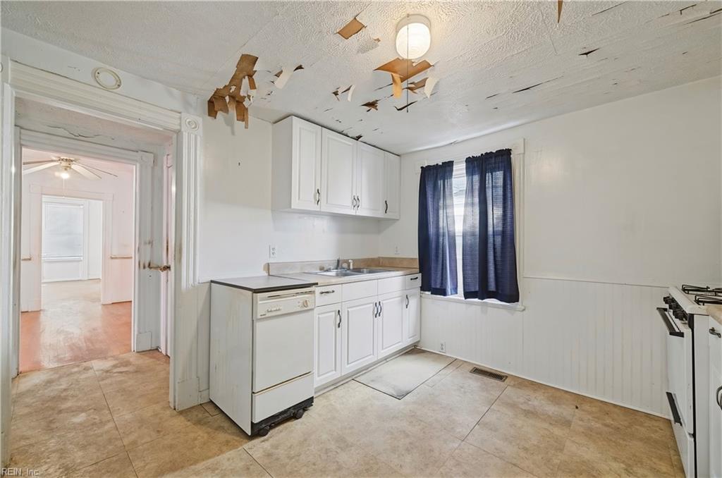 333 Elm Ave Property Photo 10