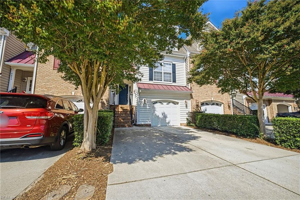4452 Harlesden Dr Property Photo 2