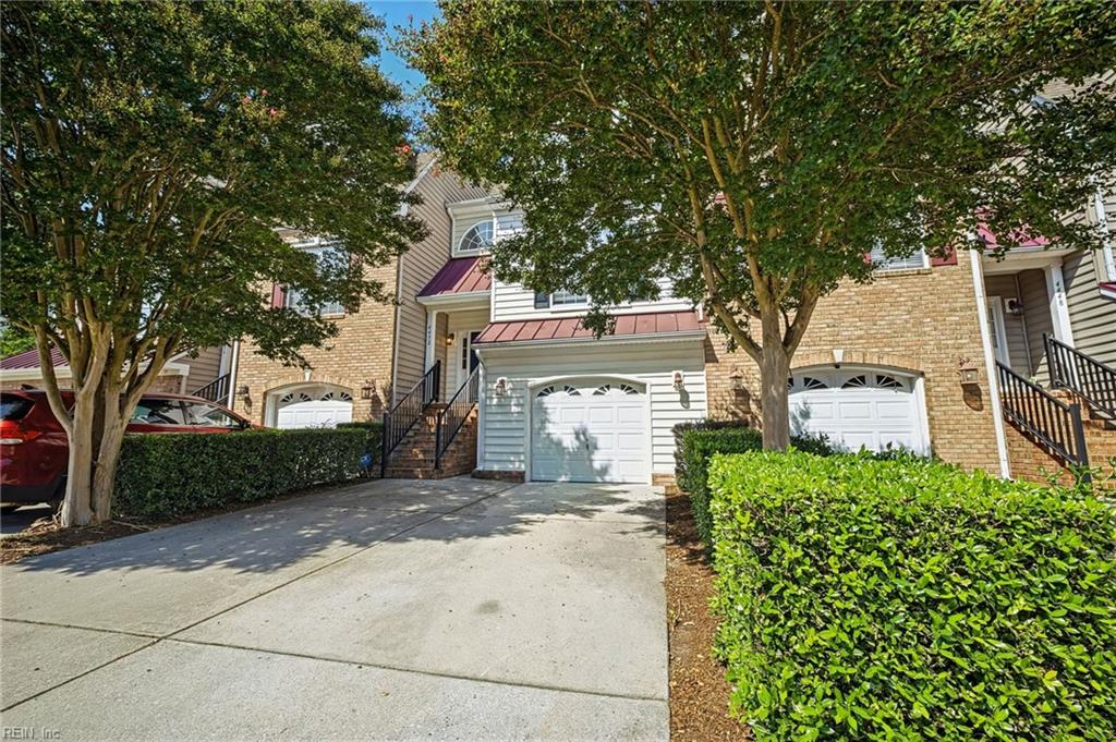 4452 Harlesden Dr Property Photo 3