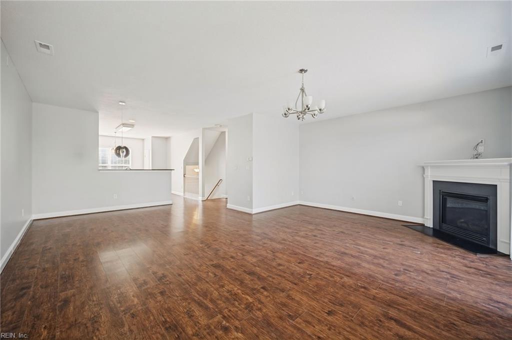 4452 Harlesden Dr Property Photo 11