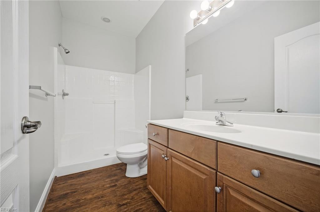 4452 Harlesden Dr Property Photo 20