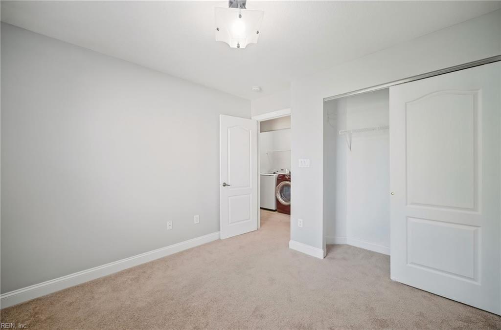 4452 Harlesden Dr Property Photo 29